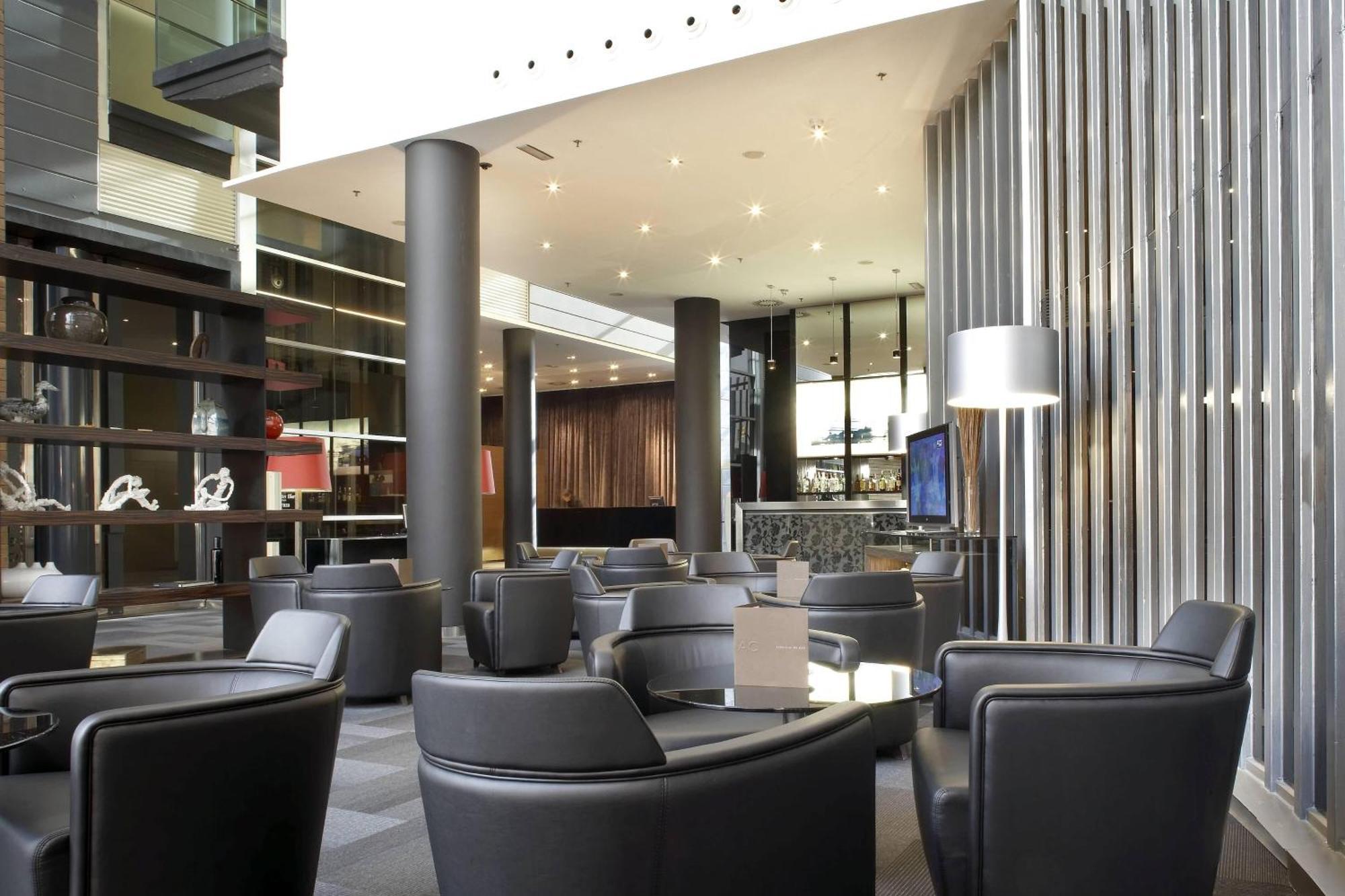 Ac Hotel Som By Marriott Оспиталет-де-Льобрегат Экстерьер фото